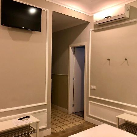Hostal Medea Barcelona Buitenkant foto