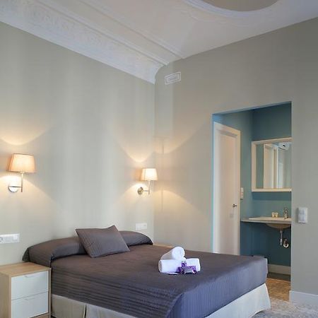 Hostal Medea Barcelona Kamer foto