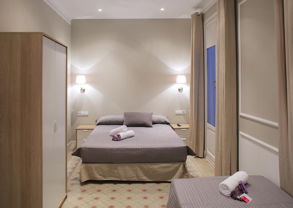 Hostal Medea Barcelona Kamer foto