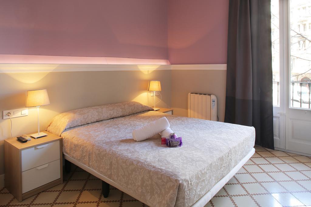 Hostal Medea Barcelona Kamer foto