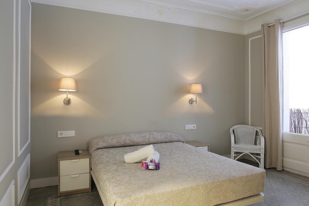 Hostal Medea Barcelona Kamer foto