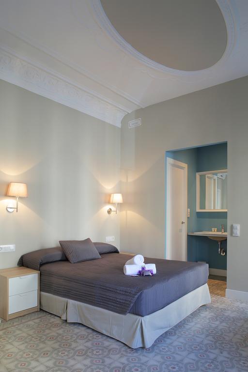 Hostal Medea Barcelona Kamer foto